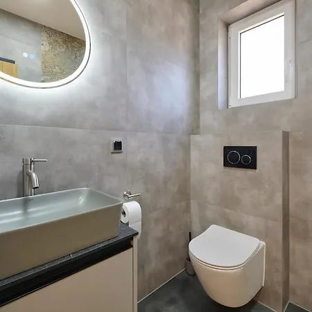 Tatil Evi Klangor Kopalino